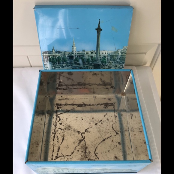 🇬🇧Vintage British 1960’s Scenes of London Metal Tin Box - Picture 8 of 9